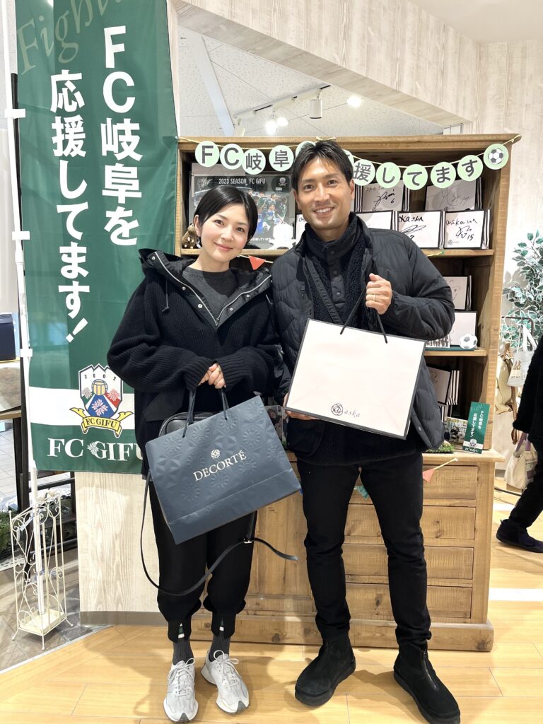 田中順也さん、宇井愛美さんご夫妻がご来店！